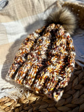 Load image into Gallery viewer, August beanie