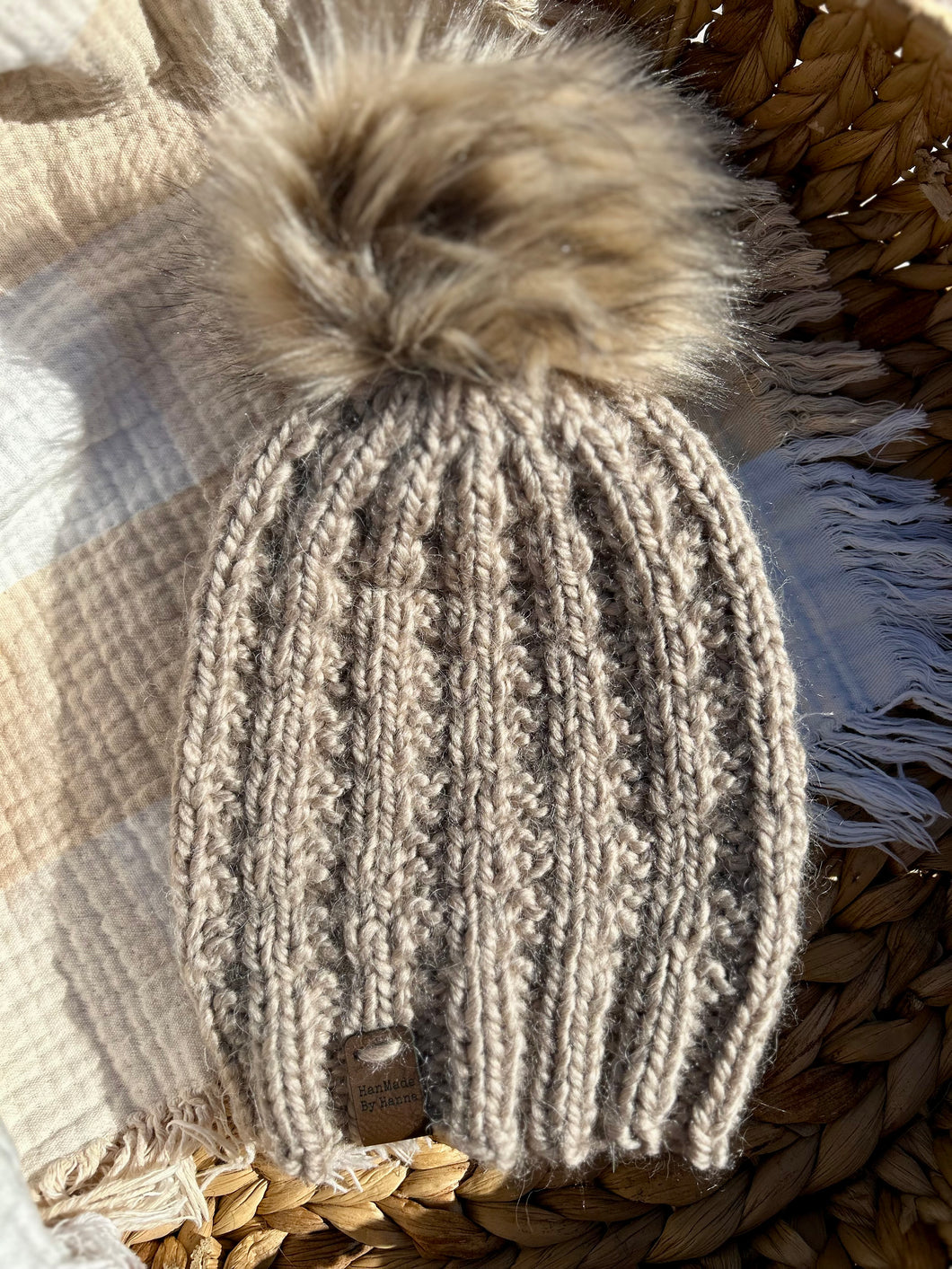 Oat beanie