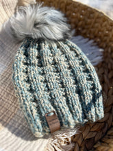 Load image into Gallery viewer, Coastal beanie
