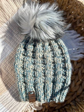 Load image into Gallery viewer, Coastal beanie

