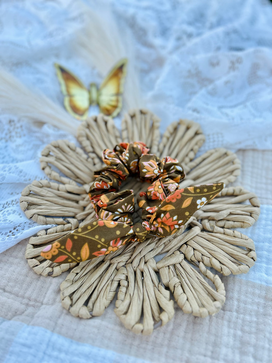 Stacy Tail Scrunchie